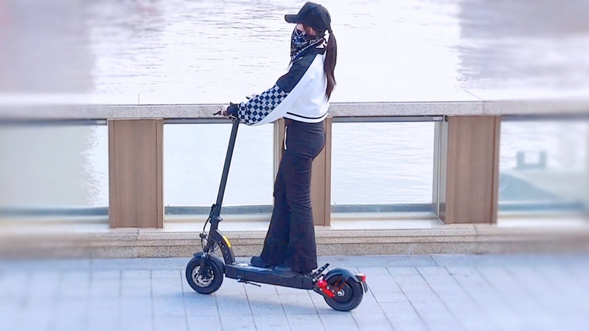 DriveTron DT08 (36V 10Ah) - Elsparkcykel - Wheelyshop