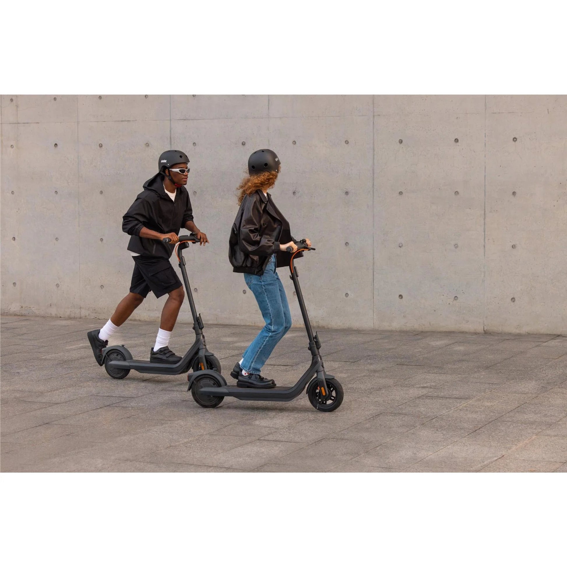 NINEBOT E2 PRO BY SEGWAY - Elsparkcykel - Wheelyshop