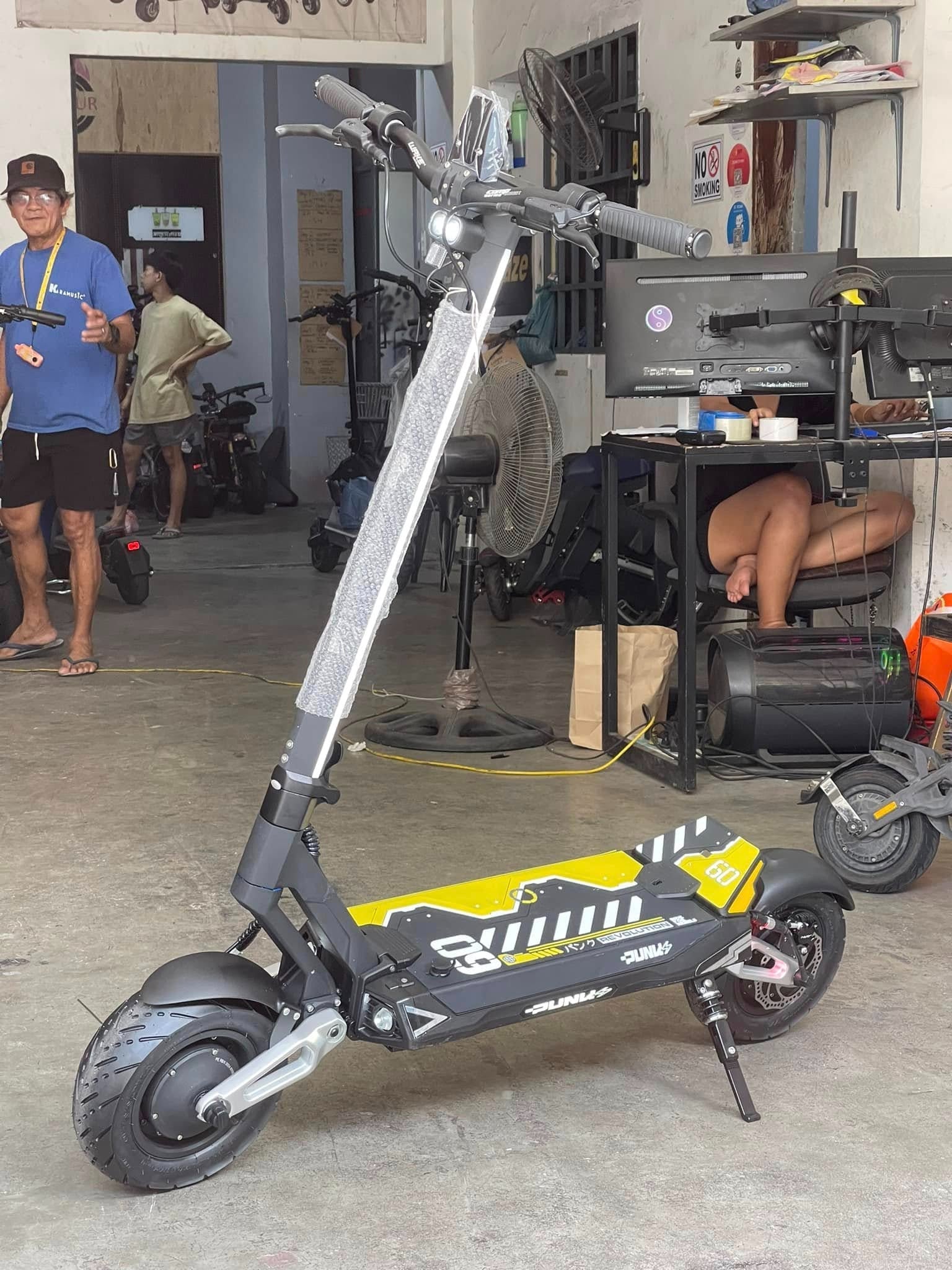 Punk Rebel - Elsparkcykel - Wheelyshop